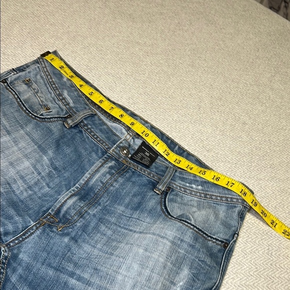 Buffalo Jeans Light Blue Denim Shorts. Jorts. Size 36. - Picture 6 of 9